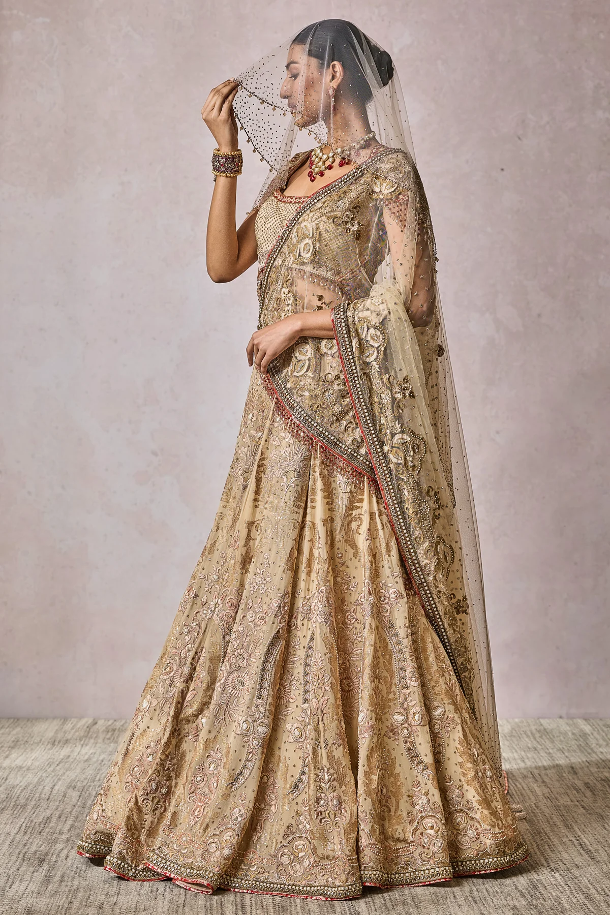 Blouse Lehenga Veil Wings - Image 5