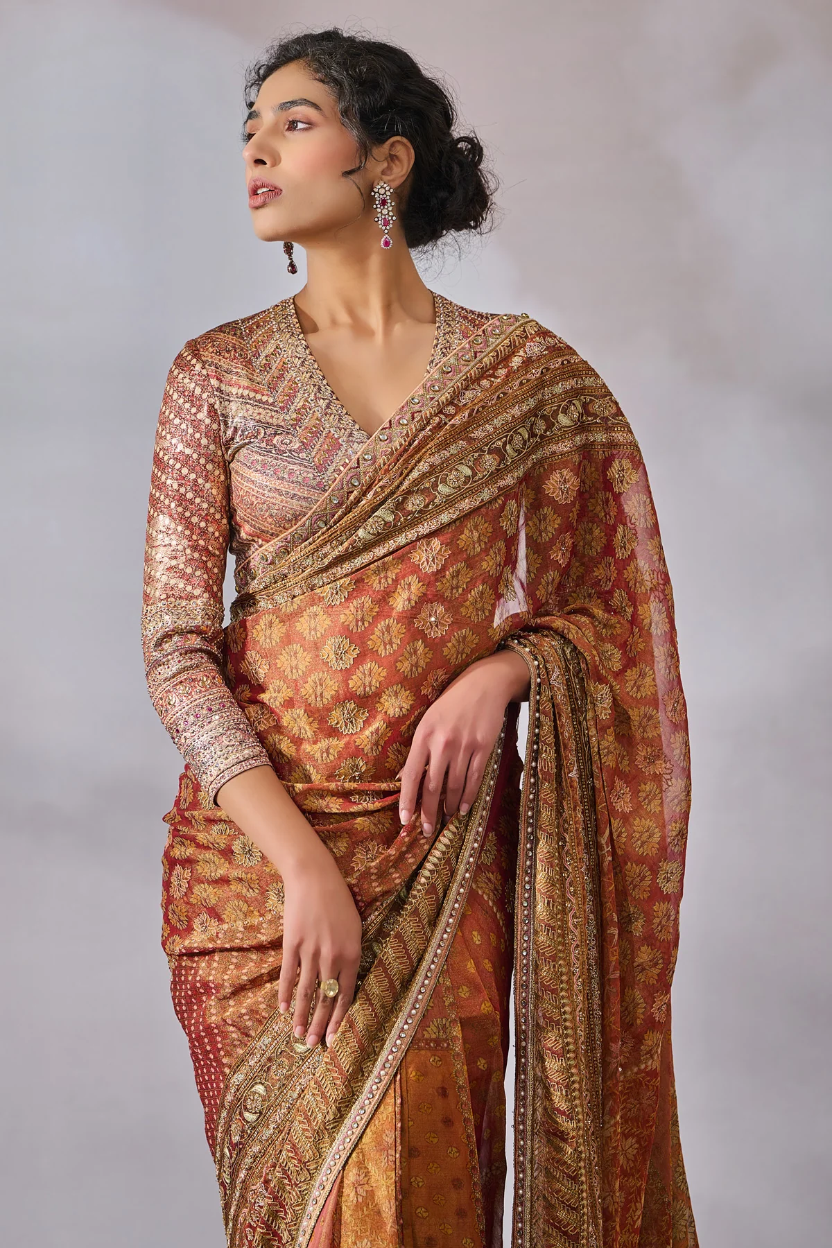 Blouse Saree - Image 2