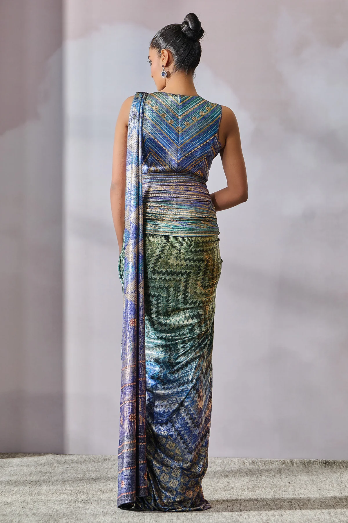Bodysuit Concept Saree - Image 4