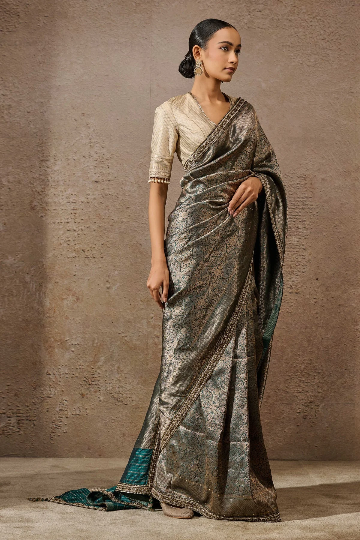 Brocade Saree Blouse Fabric - Image 2