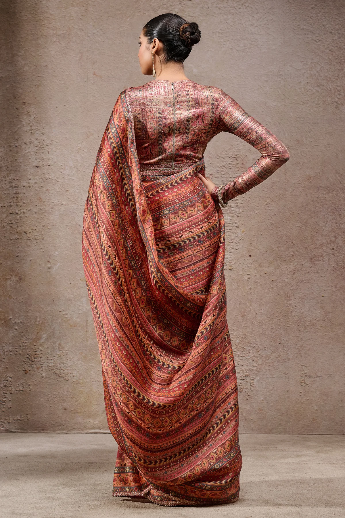 Classic Printed Saree - Image 4