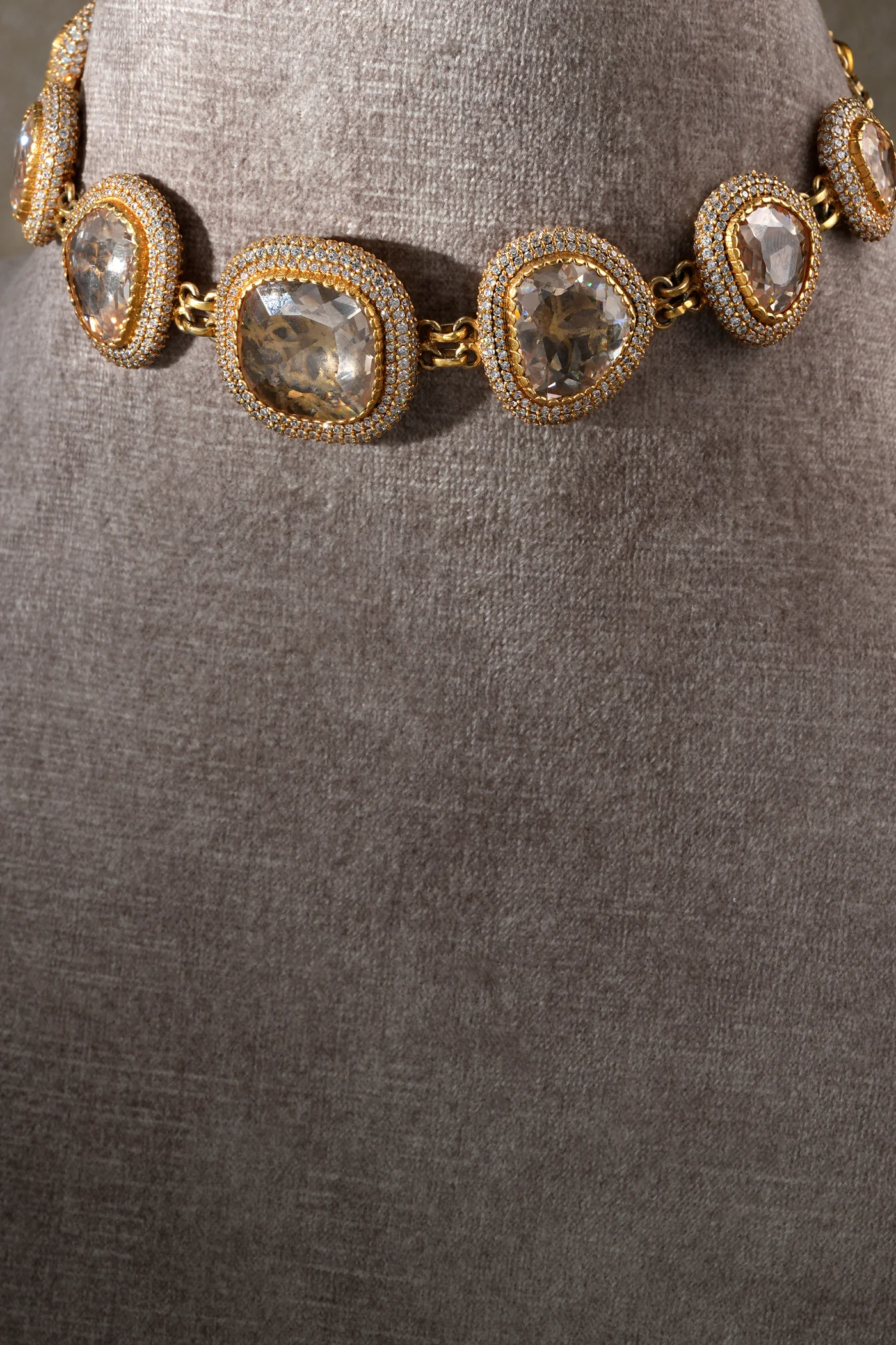 Choker - Image 2