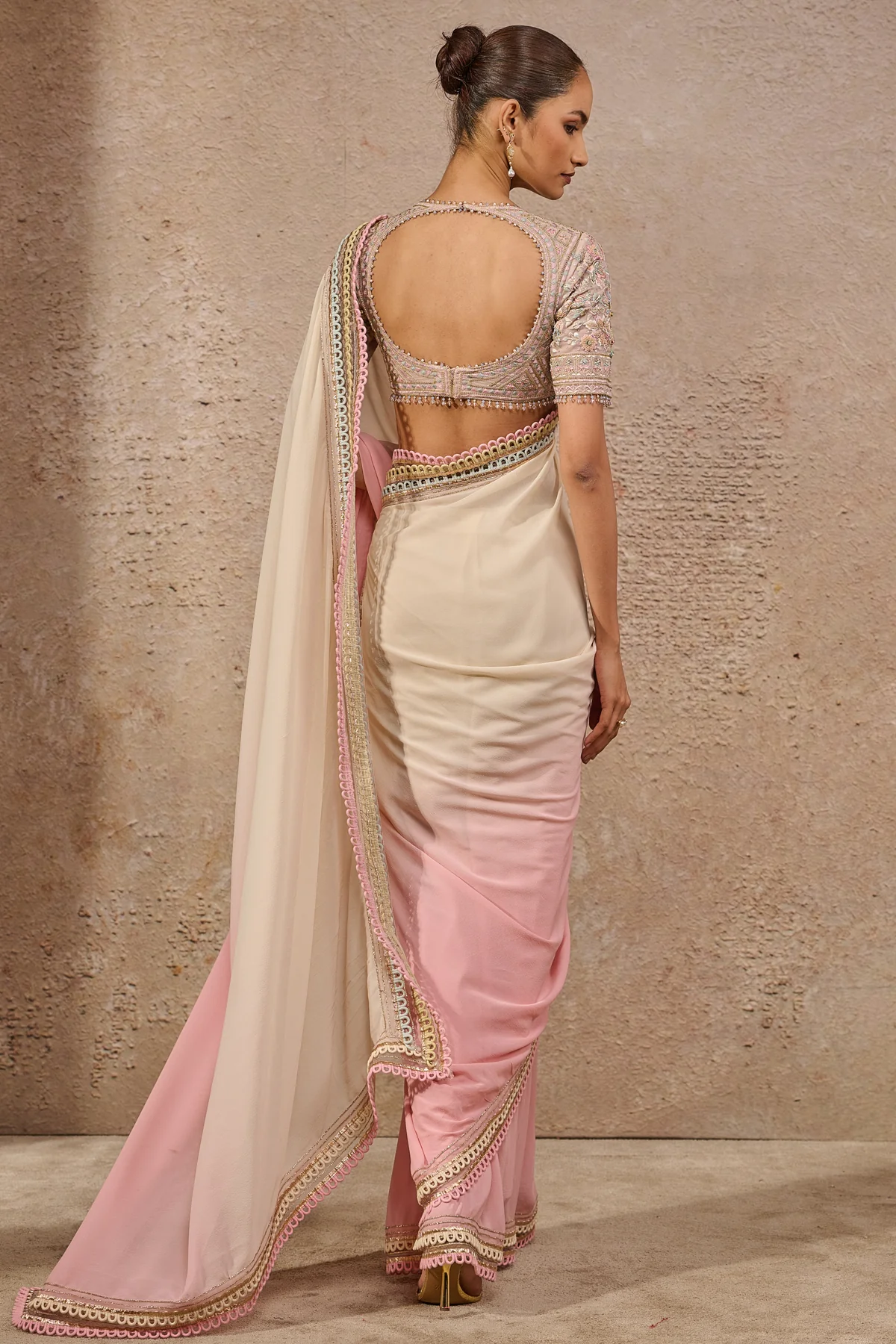 Classic Ombre Lace Saree - Image 4
