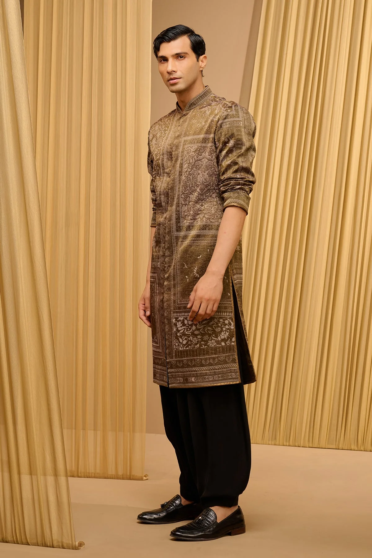 Classic Printed Kurta - Image 3