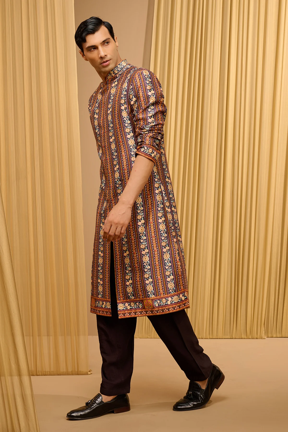 Classic Printed Kurta - Image 3