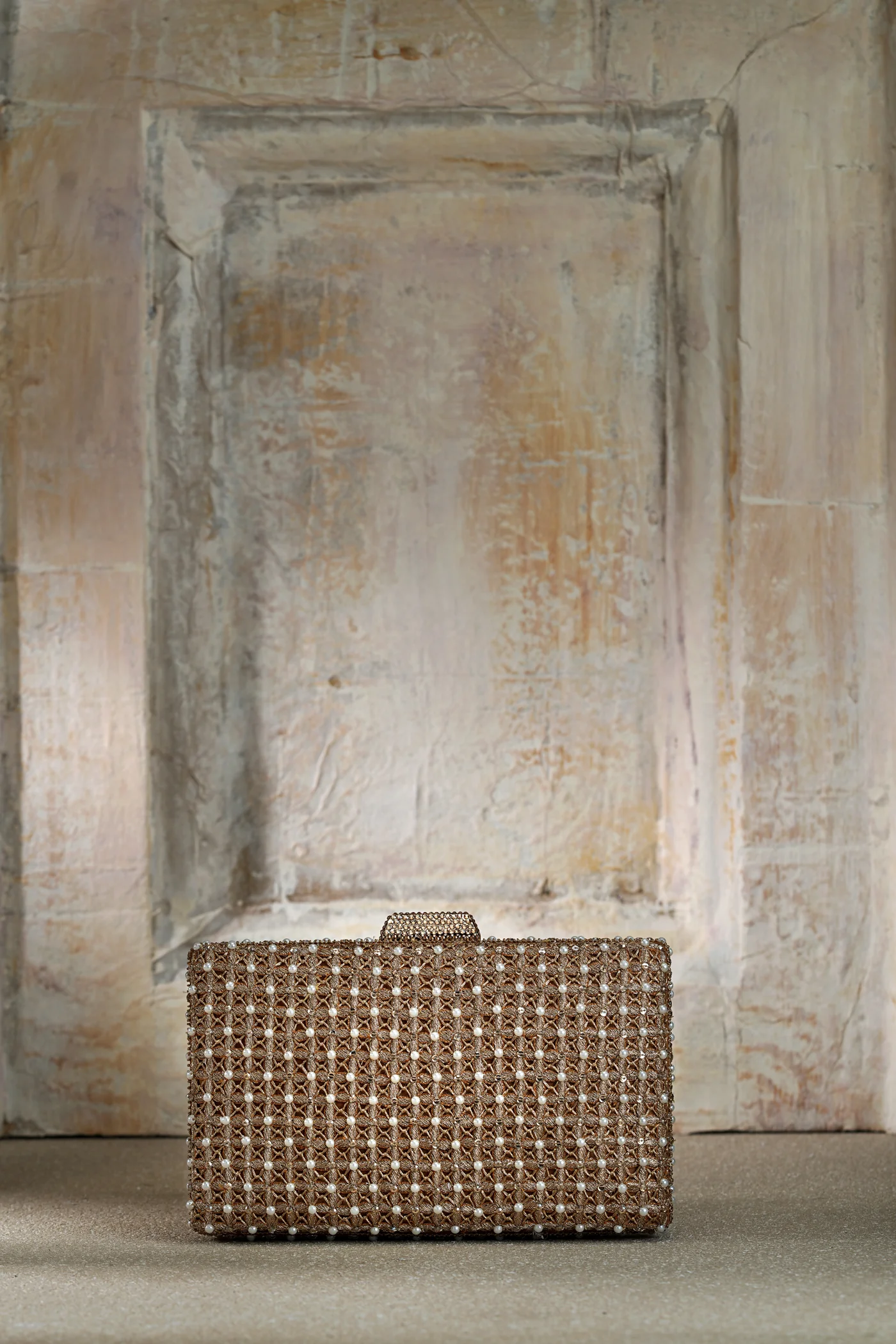 Clutch - Image 9