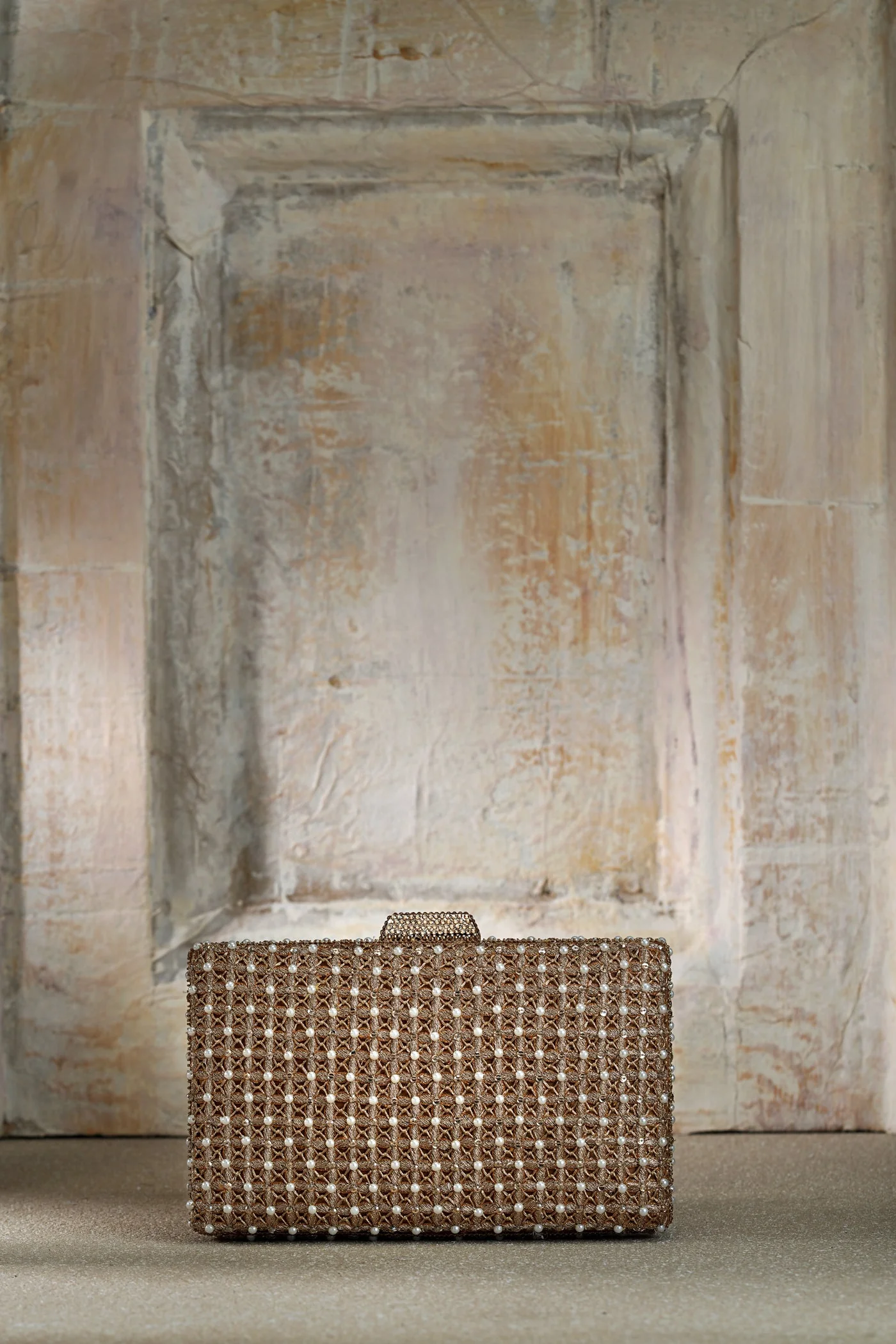 Clutch - Image 9