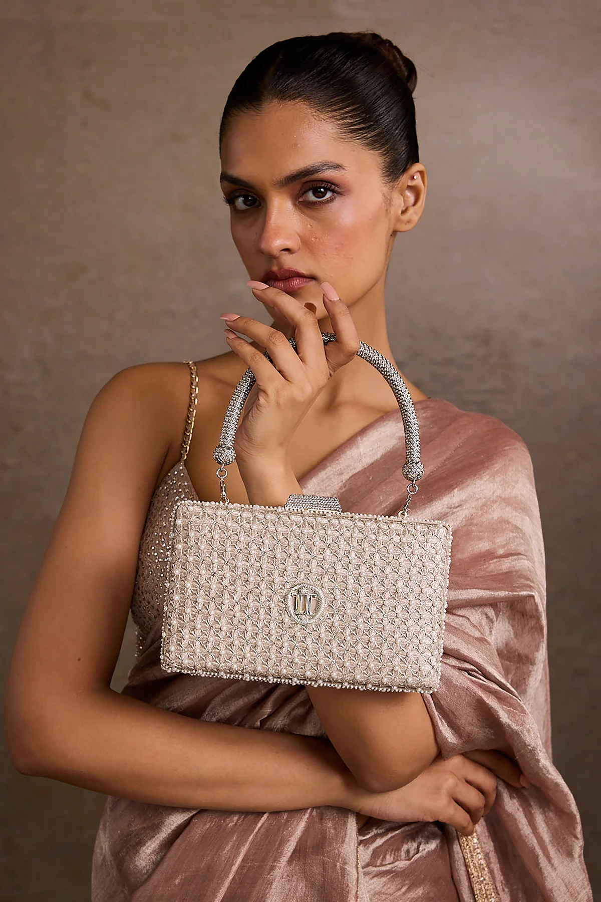Clutch - Image 3