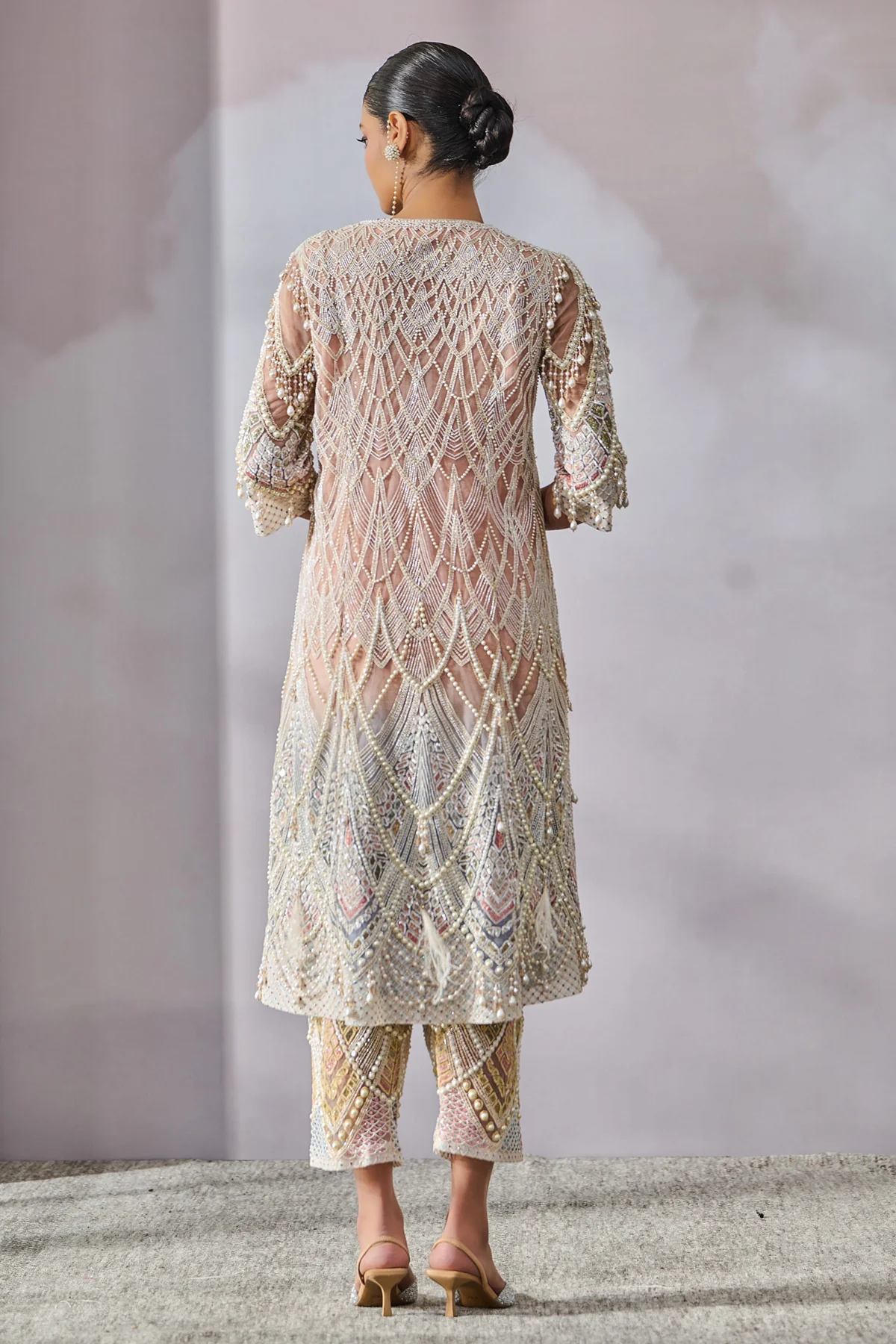 Dupatta Kurta Trousers - Image 4