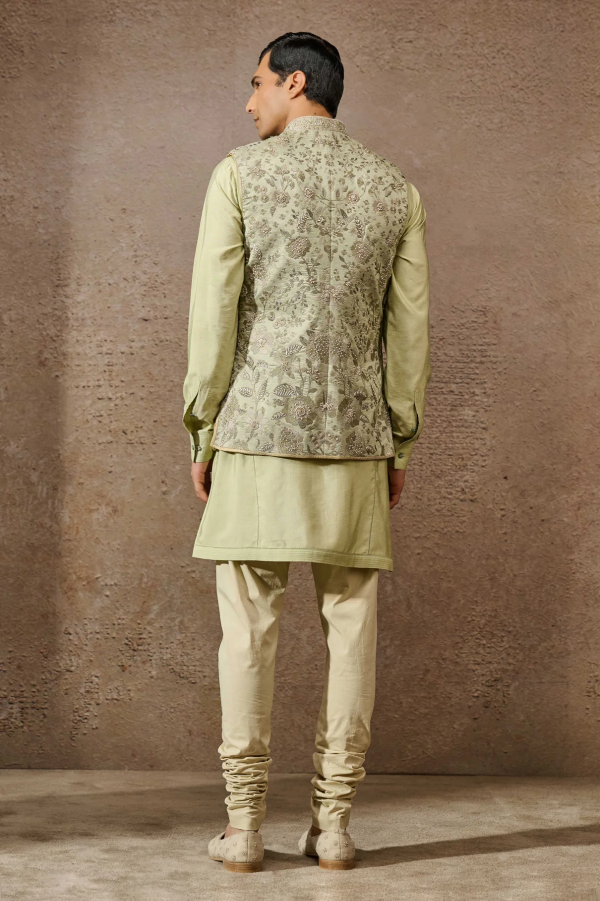 Embroidered Floral Waistcoat Set - Image 4