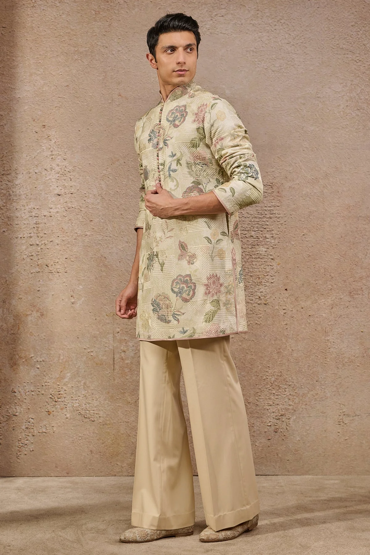 Floral Motif Kurta - Image 3
