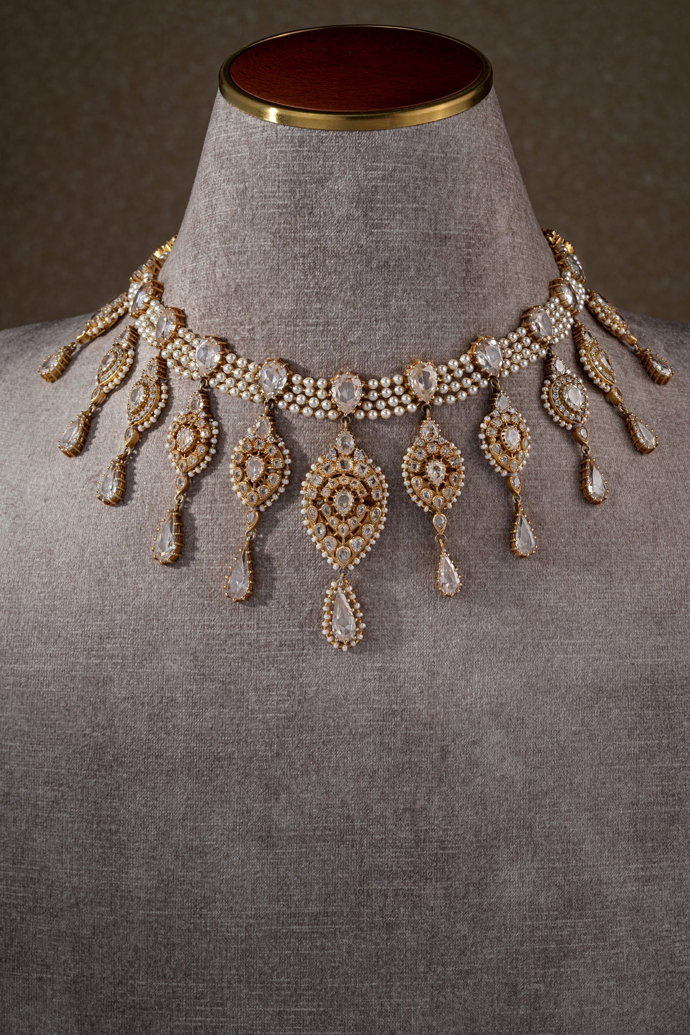 Gulluband necklace - Image 5