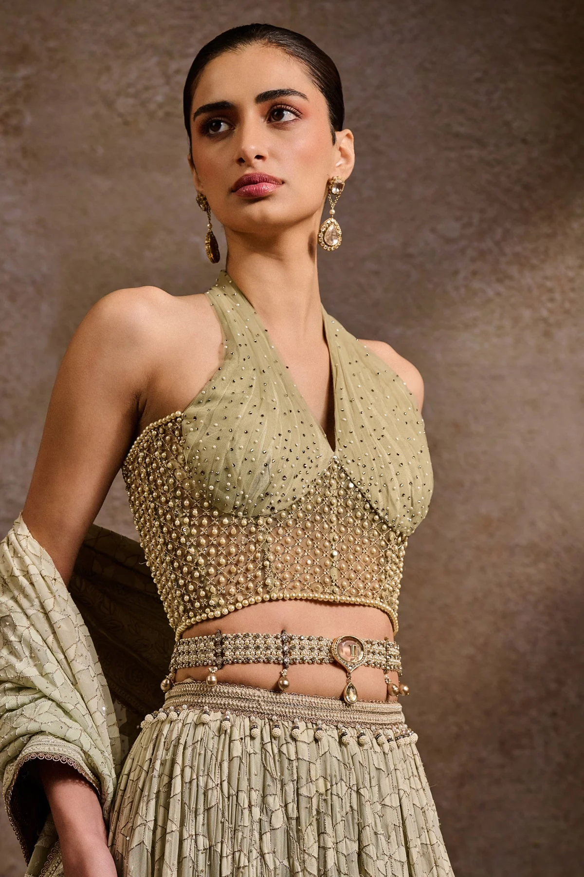 Jewelled Brooch Belt - Image 2