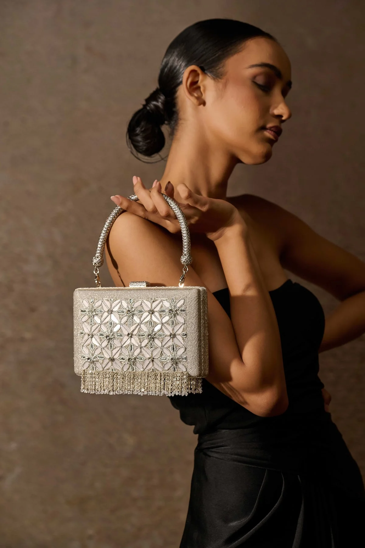 Mirrored Hand Bag - Image 4