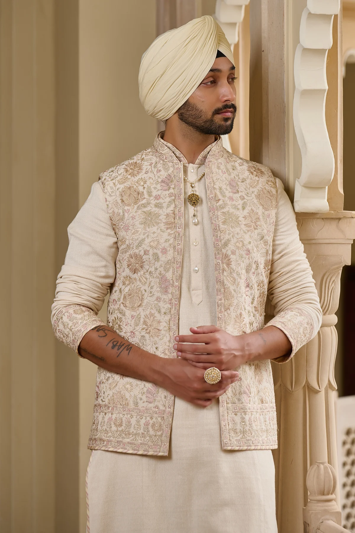 Multicolour Embroidered Waistcoat Set - Image 3