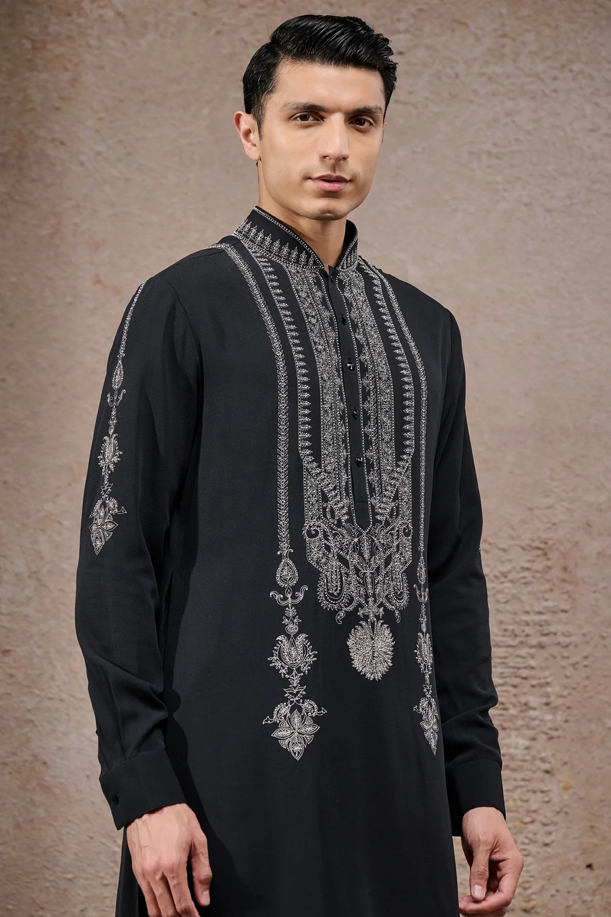 Pearl Embroidered Short Kurta With Tousers - Image 4