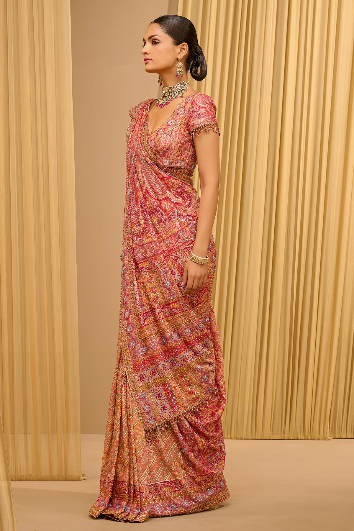 Signature Hand Embroidered Kashida Paisley Saree - Image 3