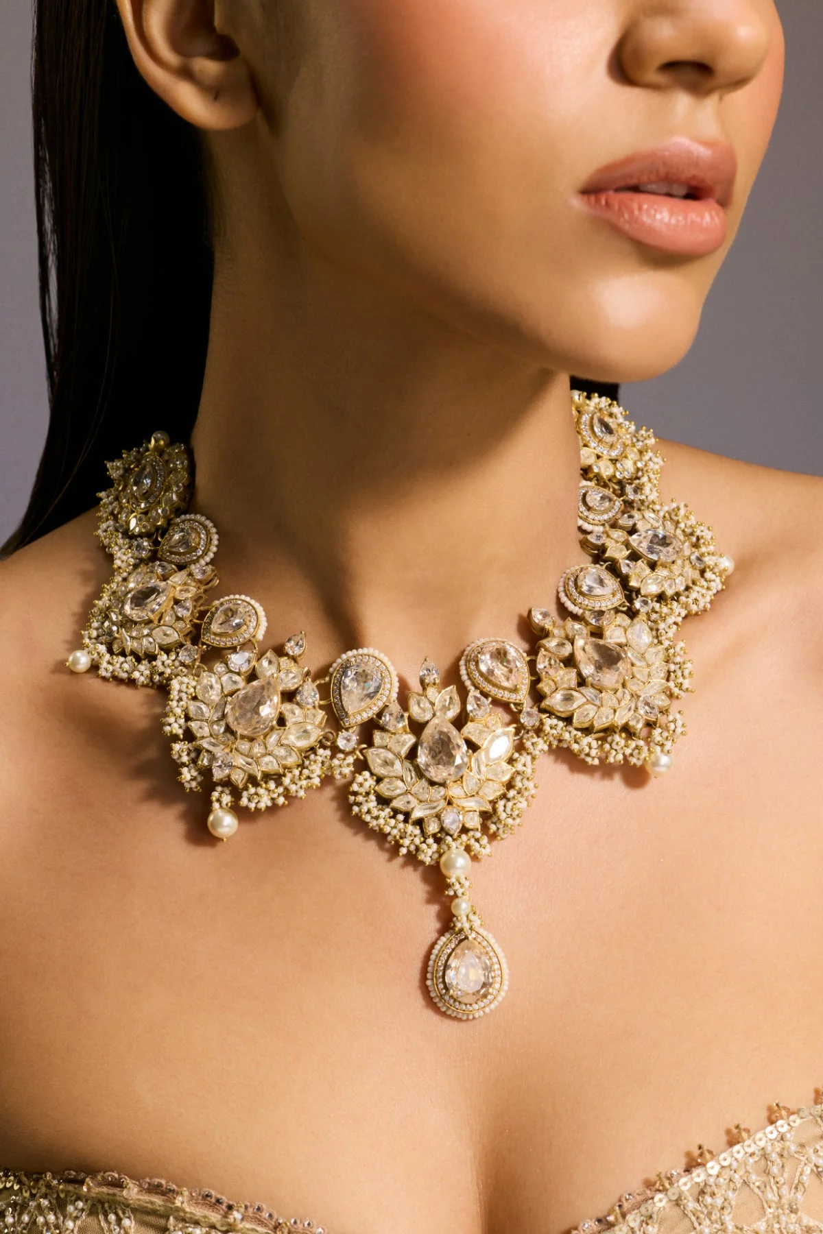 Silver Crystal Neckpiece - Image 2