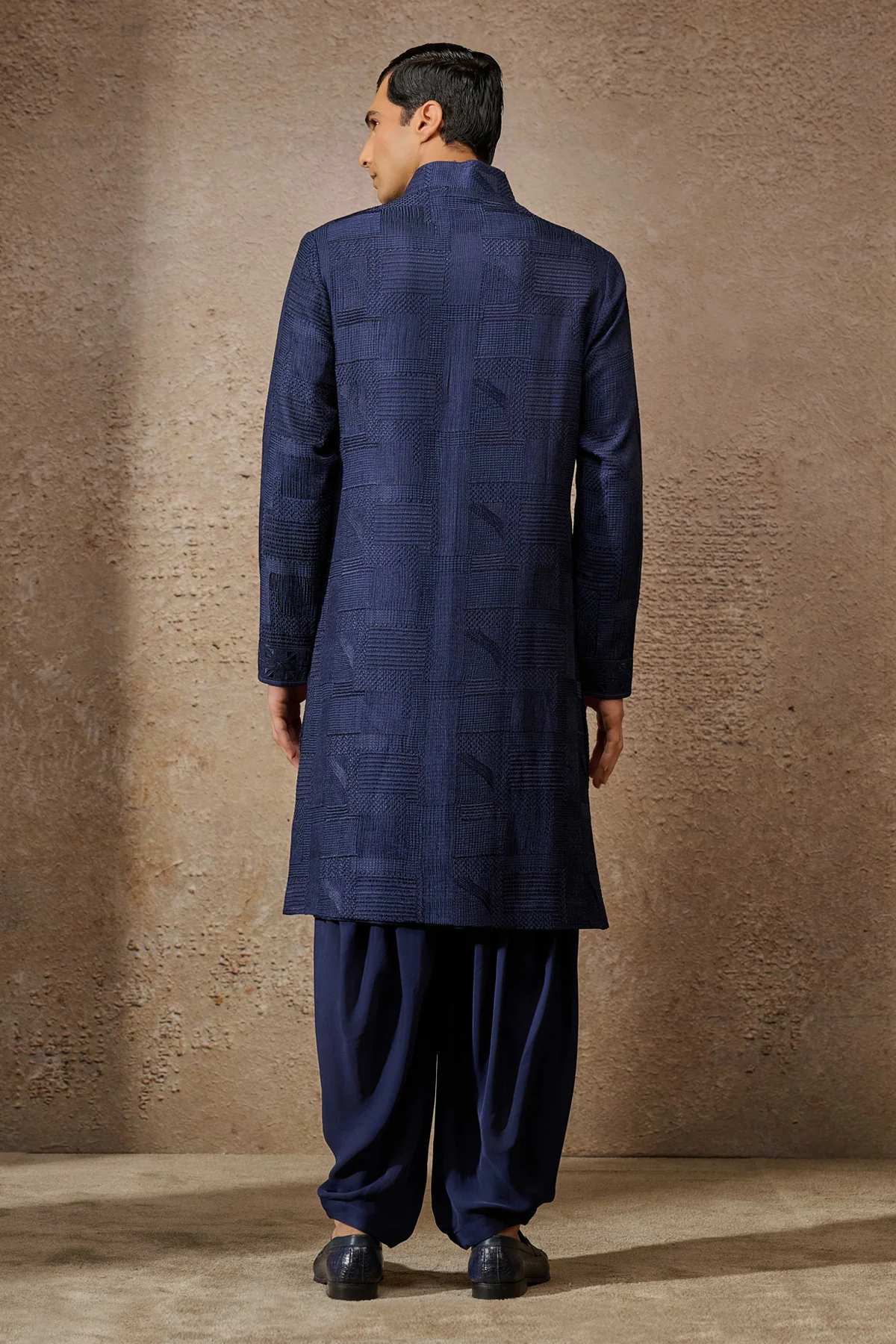 Textured Kurta Set - Image 4